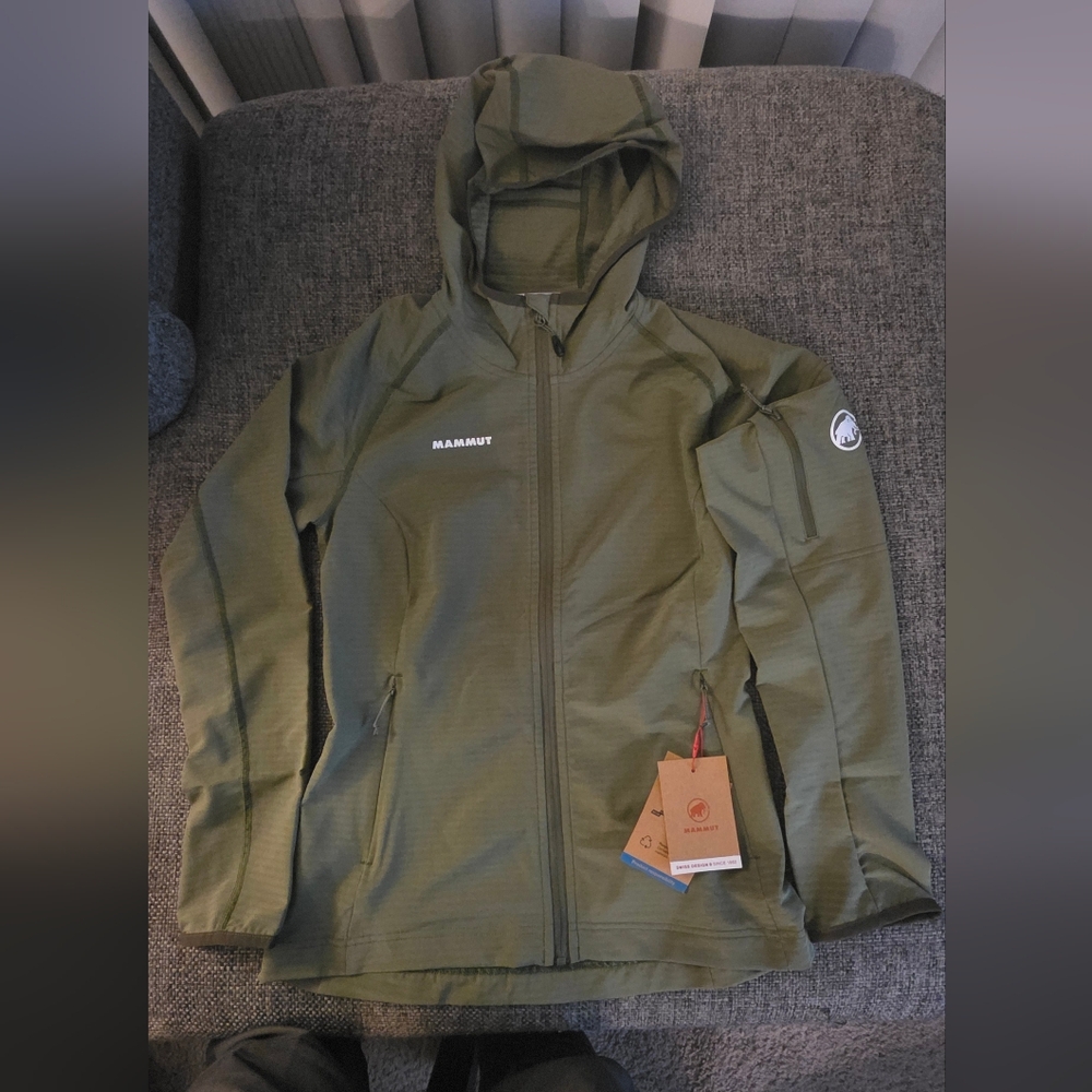 Mammut Women's Madris Light ML Hooded Jacket